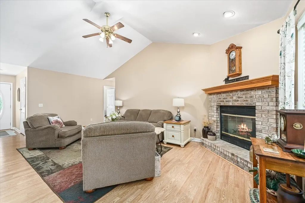 545 Snead Drive Crossville TN 38558-8713