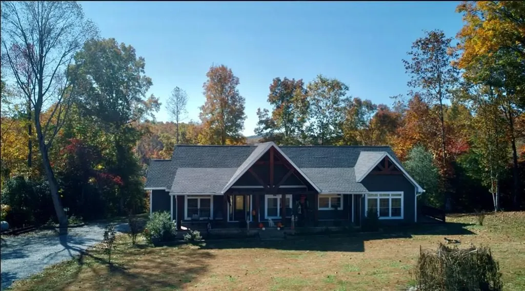 2205 North Lick Creek Road Byrdstown TN 38549