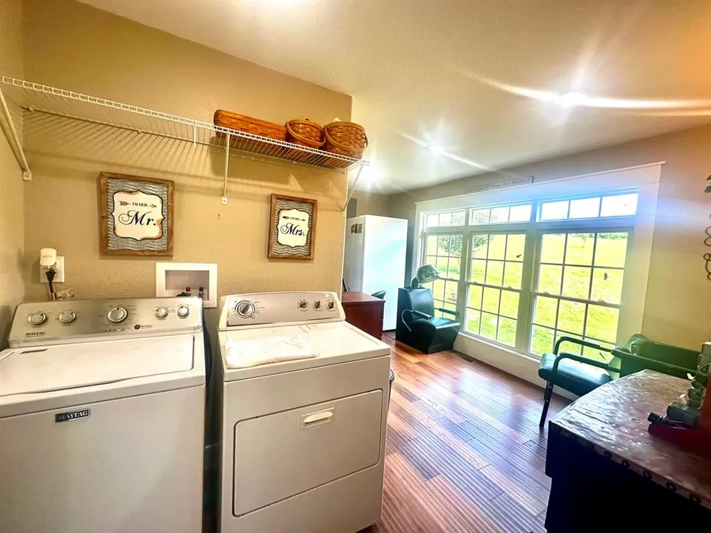 2205 North Lick Creek Road Byrdstown TN 38549