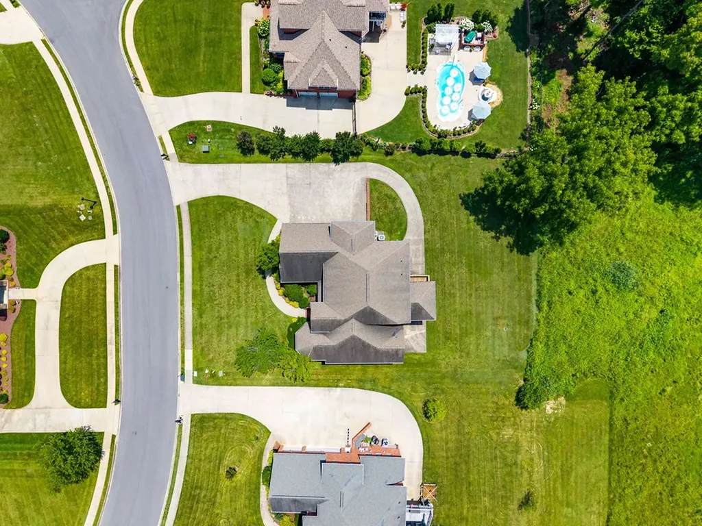 306 Gray Hawk Trail Clarksville TN 37043