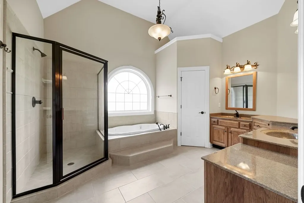 306 Gray Hawk Trail Clarksville TN 37043