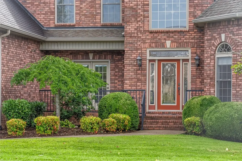 306 Gray Hawk Trail Clarksville TN 37043