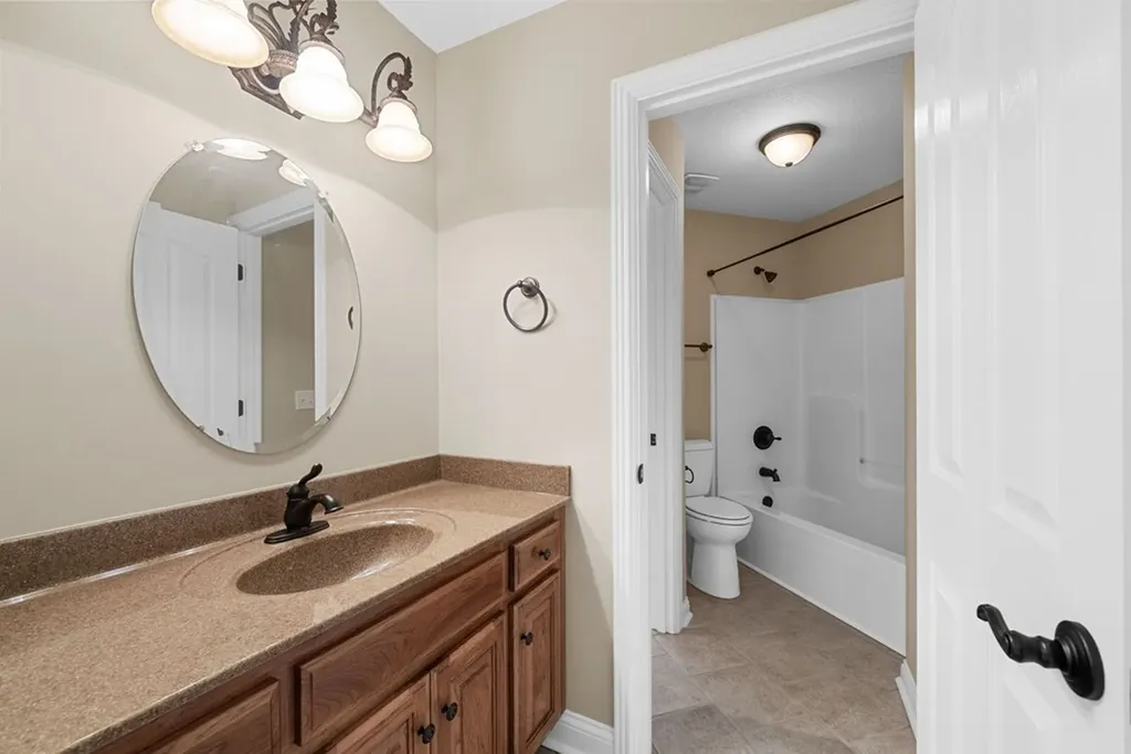 306 Gray Hawk Trail Clarksville TN 37043