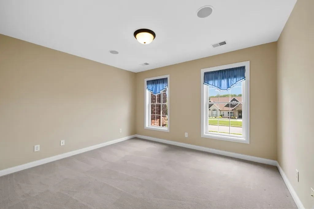 306 Gray Hawk Trail Clarksville TN 37043