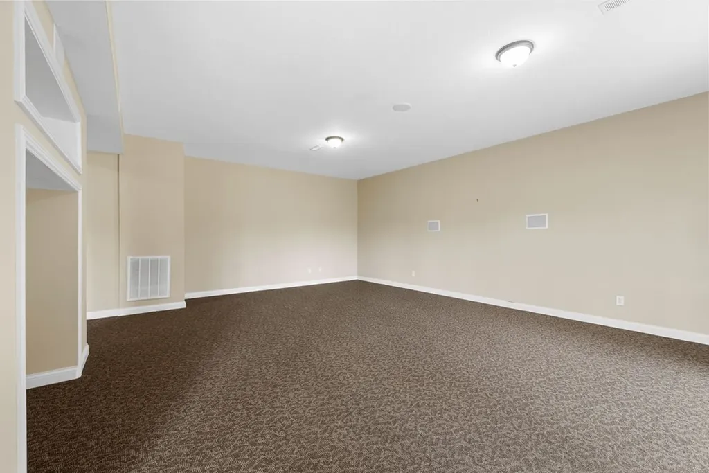 306 Gray Hawk Trail Clarksville TN 37043