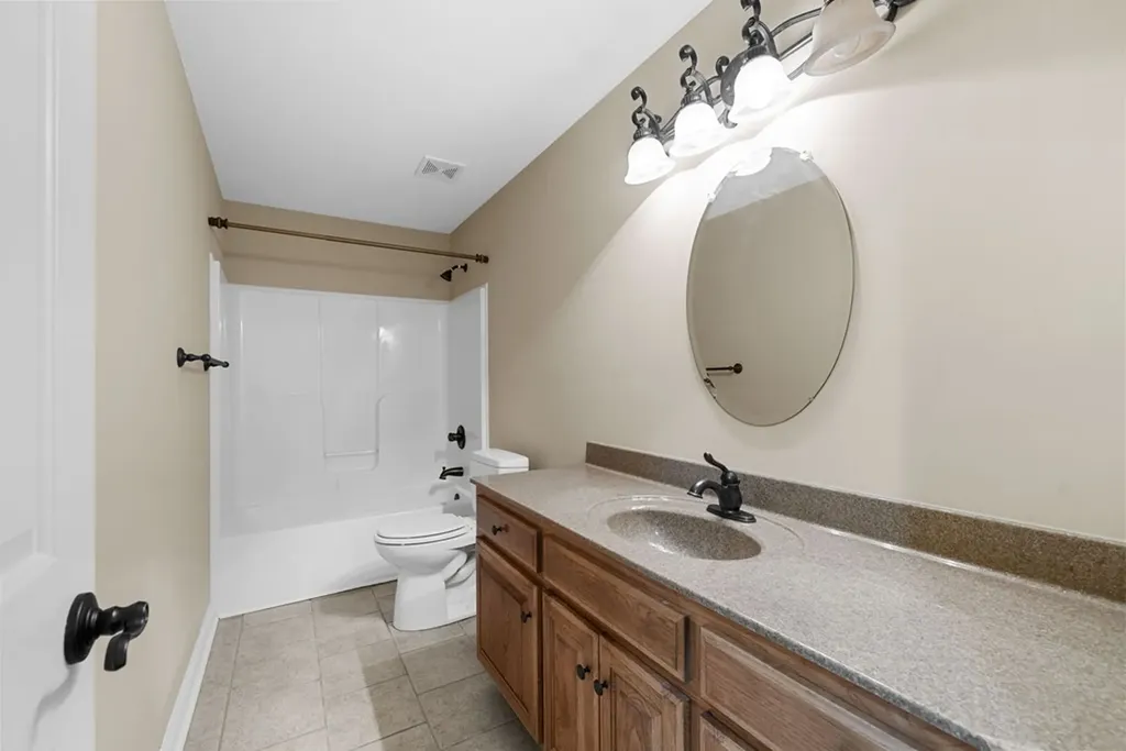 306 Gray Hawk Trail Clarksville TN 37043