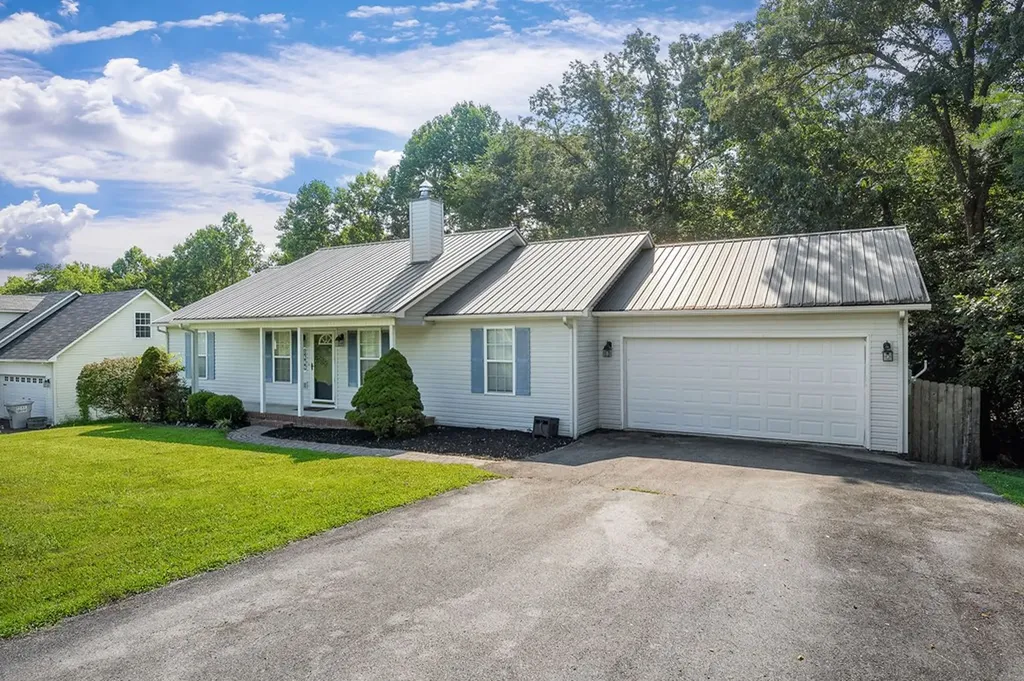 3609 Brookwood Drive Cookeville TN 38501