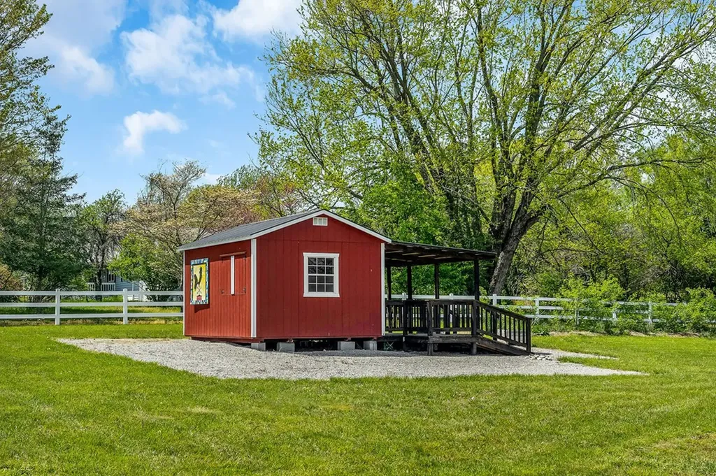 698 Maynard Road Crossville TN 38571