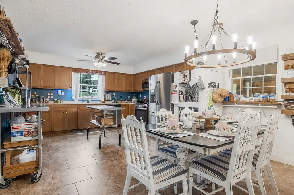 698 Maynard Road Crossville TN 38571