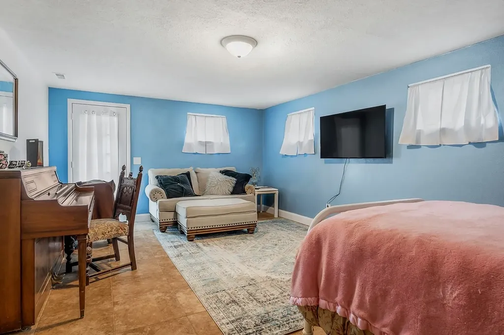 698 Maynard Road Crossville TN 38571