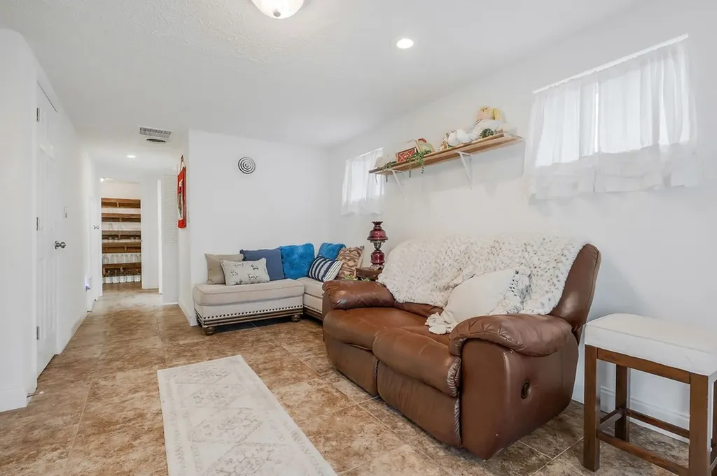 698 Maynard Road Crossville TN 38571