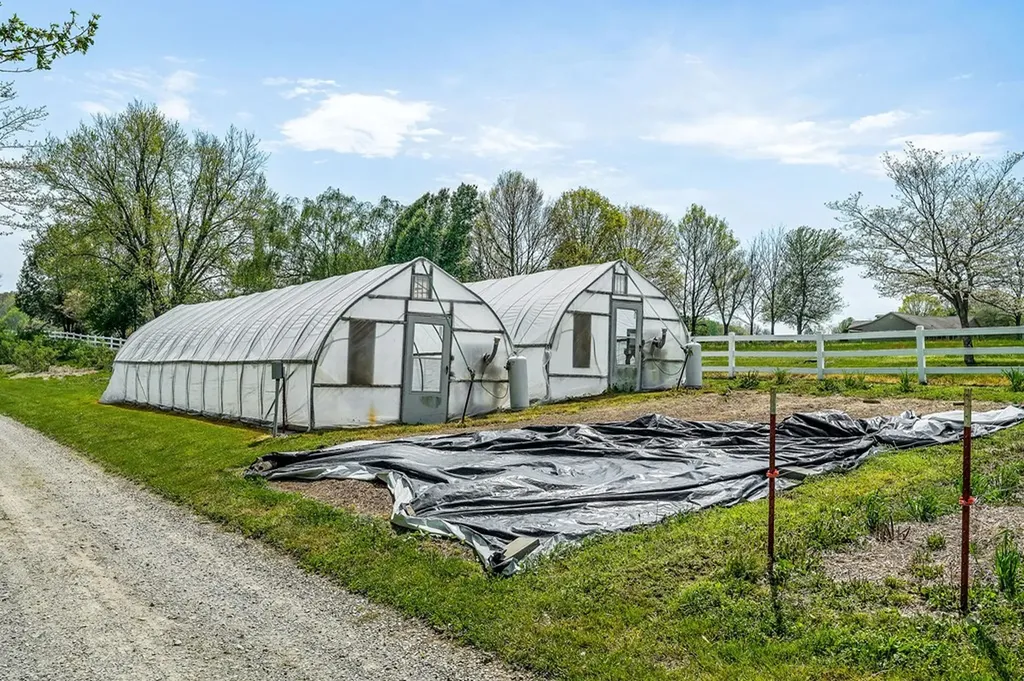 698 Maynard Road Crossville TN 38571