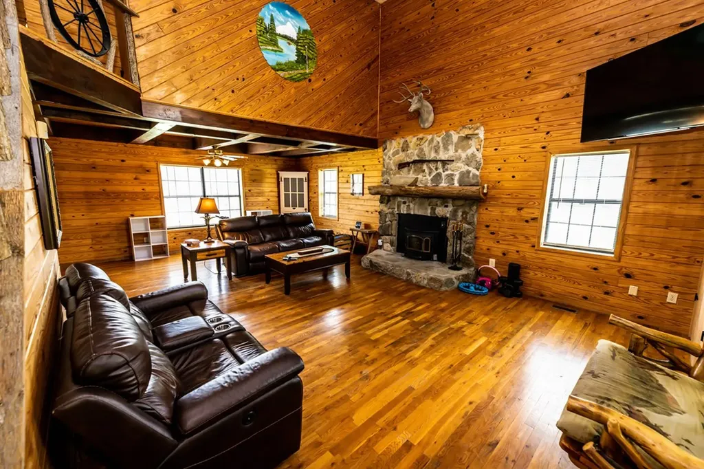 6311 Old Smithville Highway S Sparta TN 38583-7101