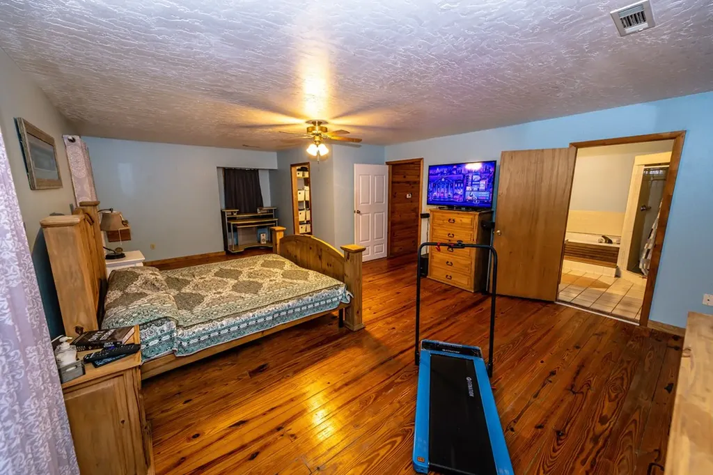 6311 Old Smithville Highway S Sparta TN 38583-7101