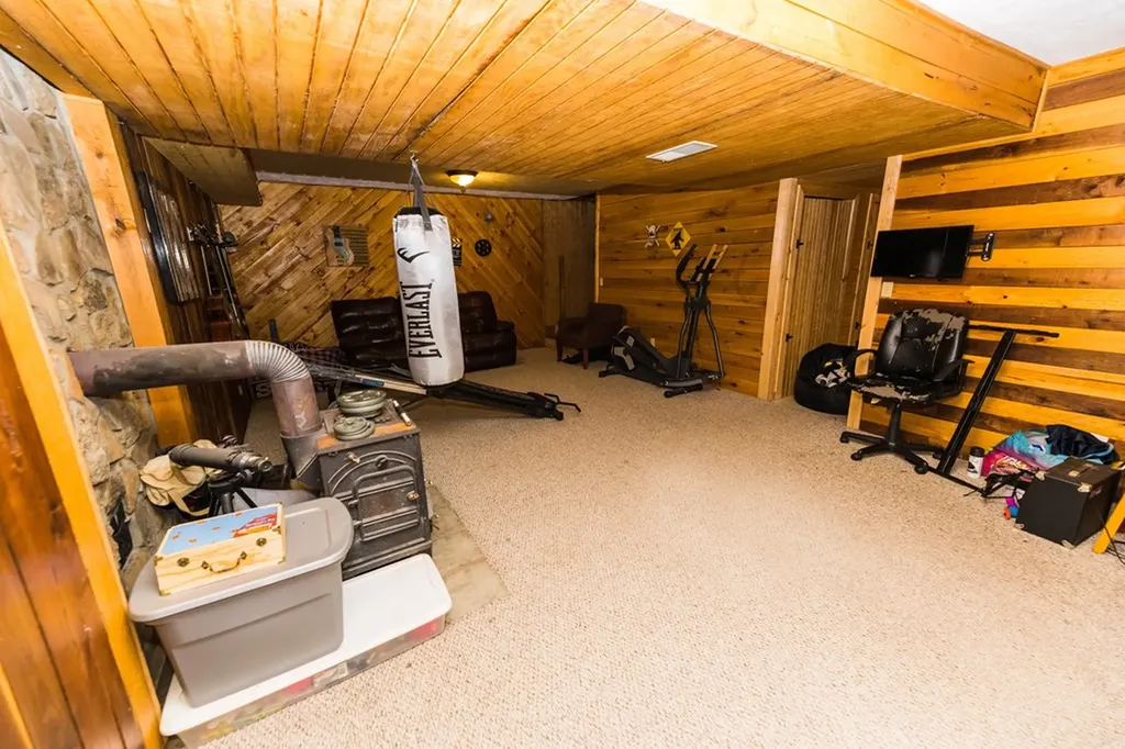 6311 Old Smithville Highway S Sparta TN 38583-7101