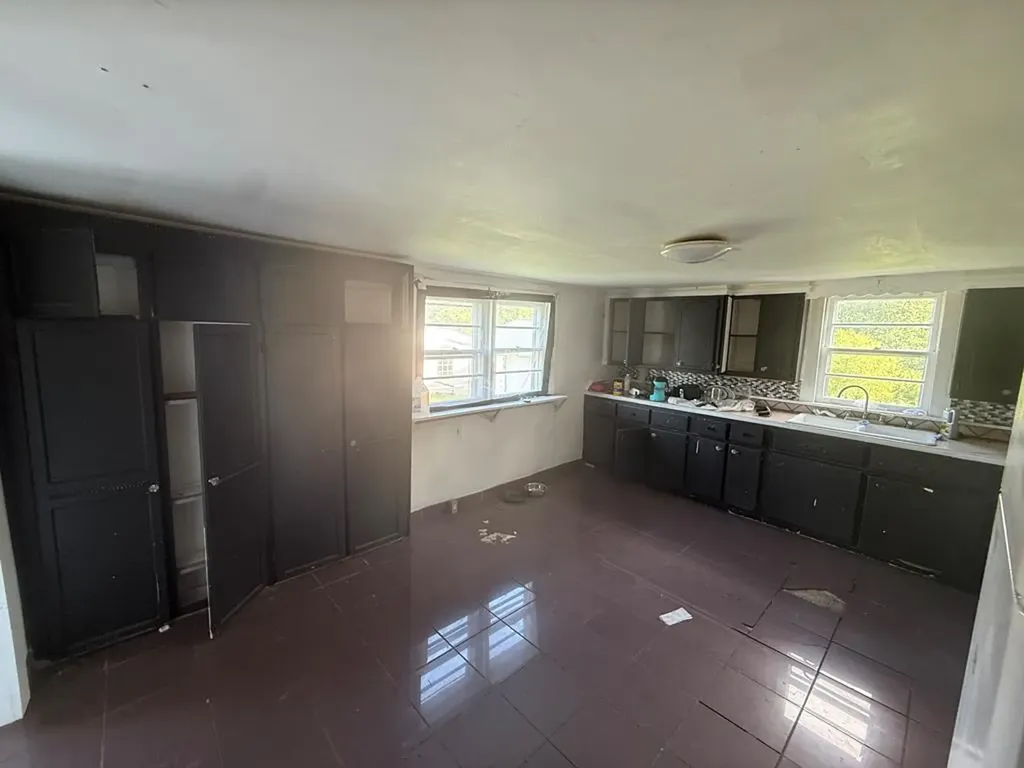 7224 Thomas Twin Oaks Baxter TN 38544