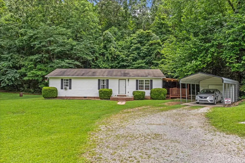 2196 Timothy Drive Cookeville TN 38506