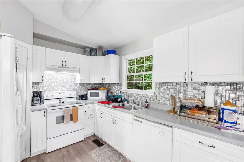 2196 Timothy Drive Cookeville TN 38506