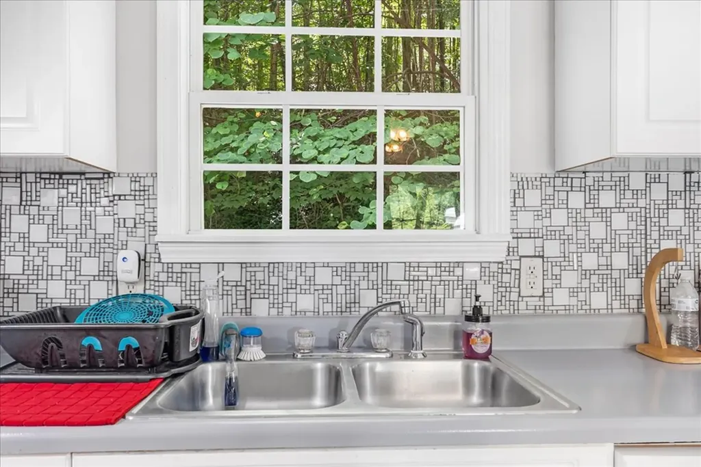 2196 Timothy Drive Cookeville TN 38506