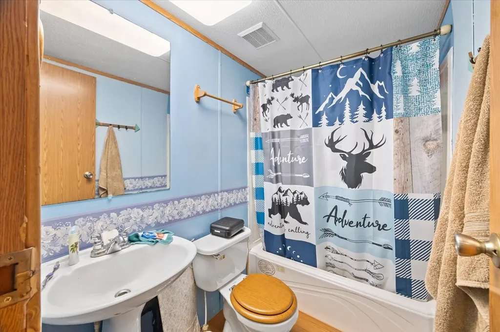 2881 Sugar Creek Road Gainesboro TN 38562