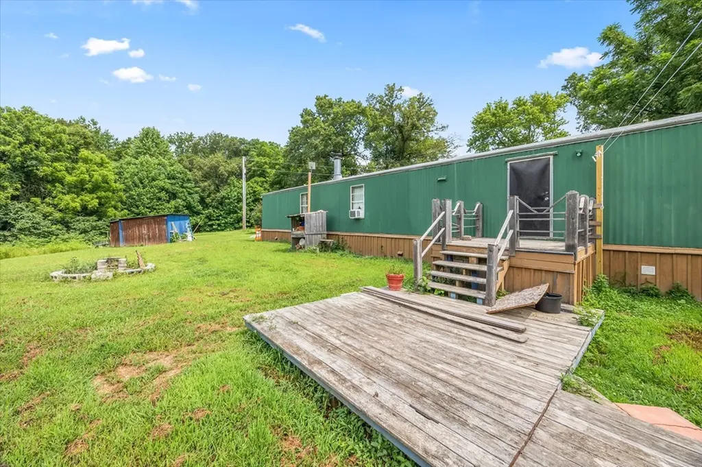 2881 Sugar Creek Road Gainesboro TN 38562