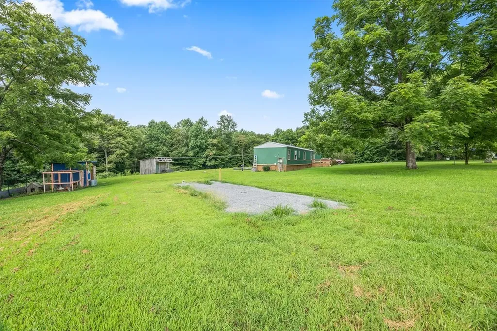 2881 Sugar Creek Road Gainesboro TN 38562