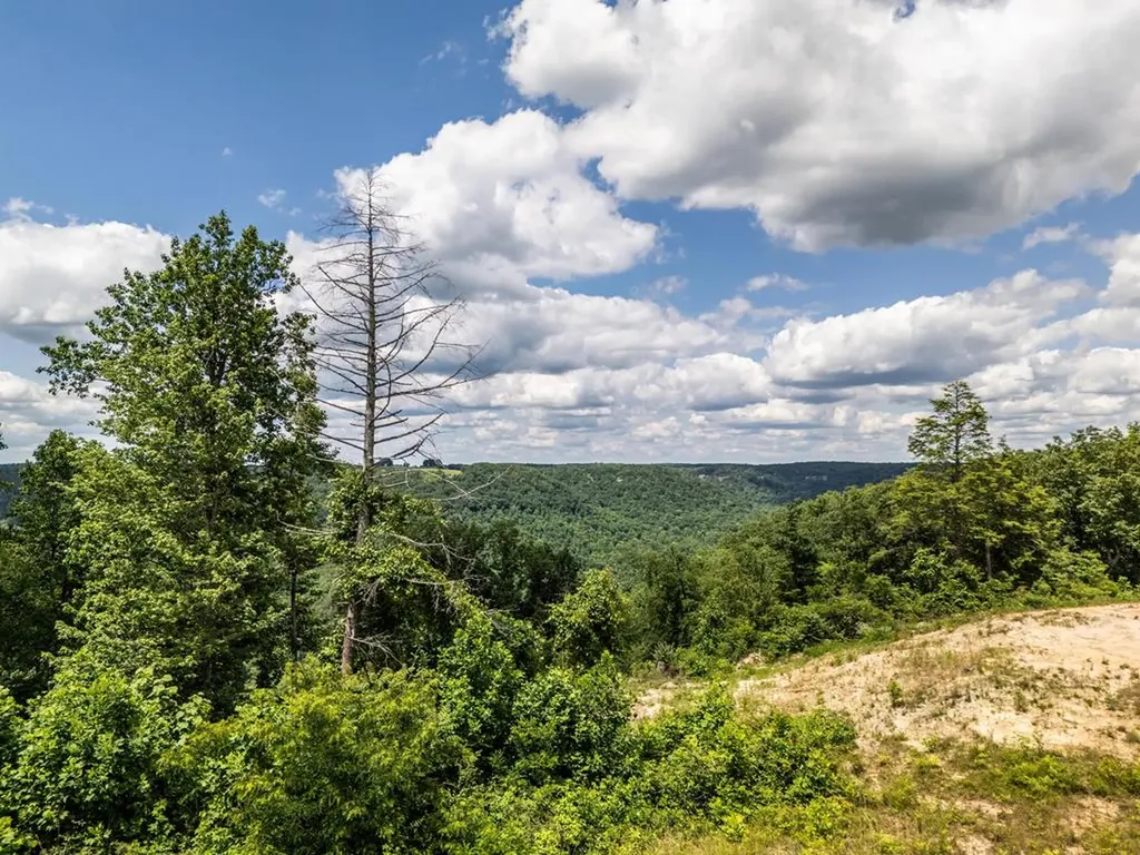 1.93ac Glenobey Road Jamestown TN 38556