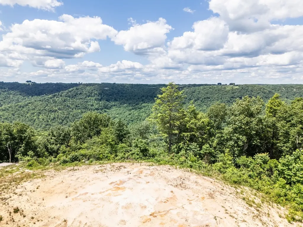 1.93ac Glenobey Road Jamestown TN 38556