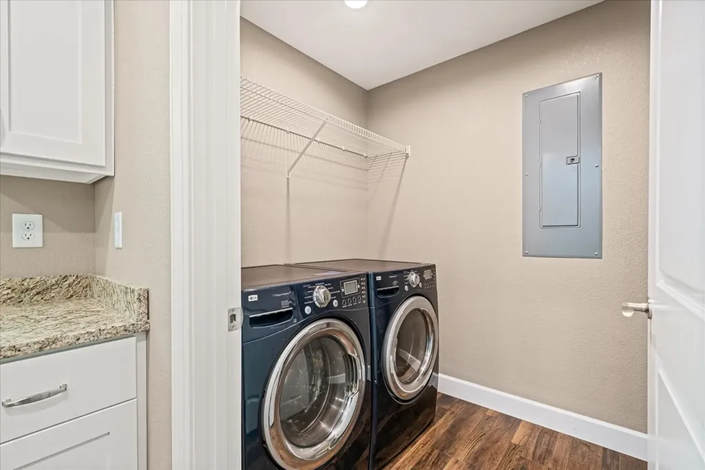 1382 Pilgrim Drive Grimsley TN 38565