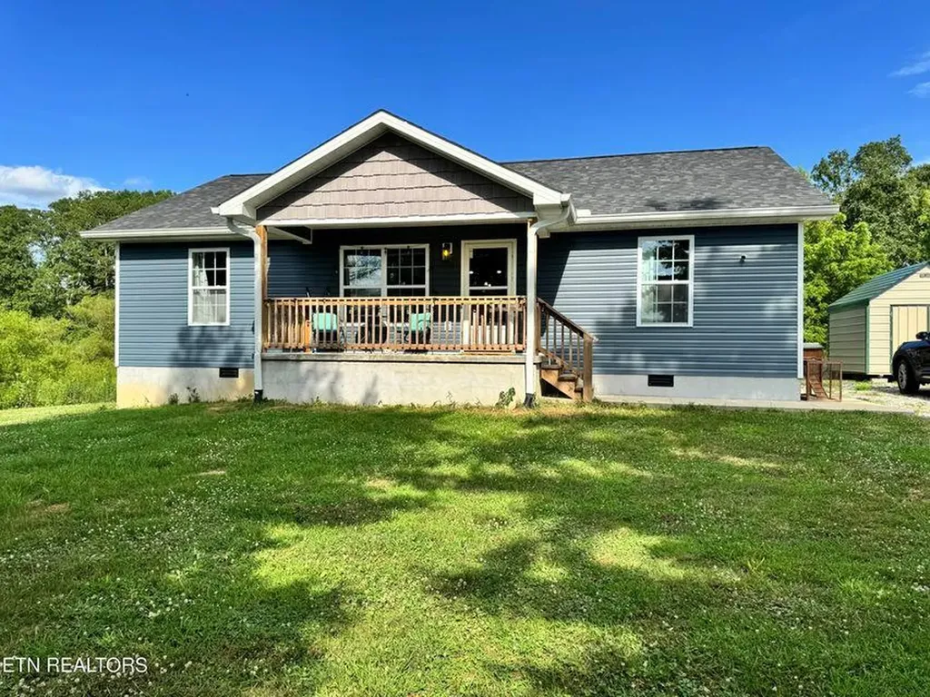 1353 Roy Owens Road Jamestown TN 38556-2411