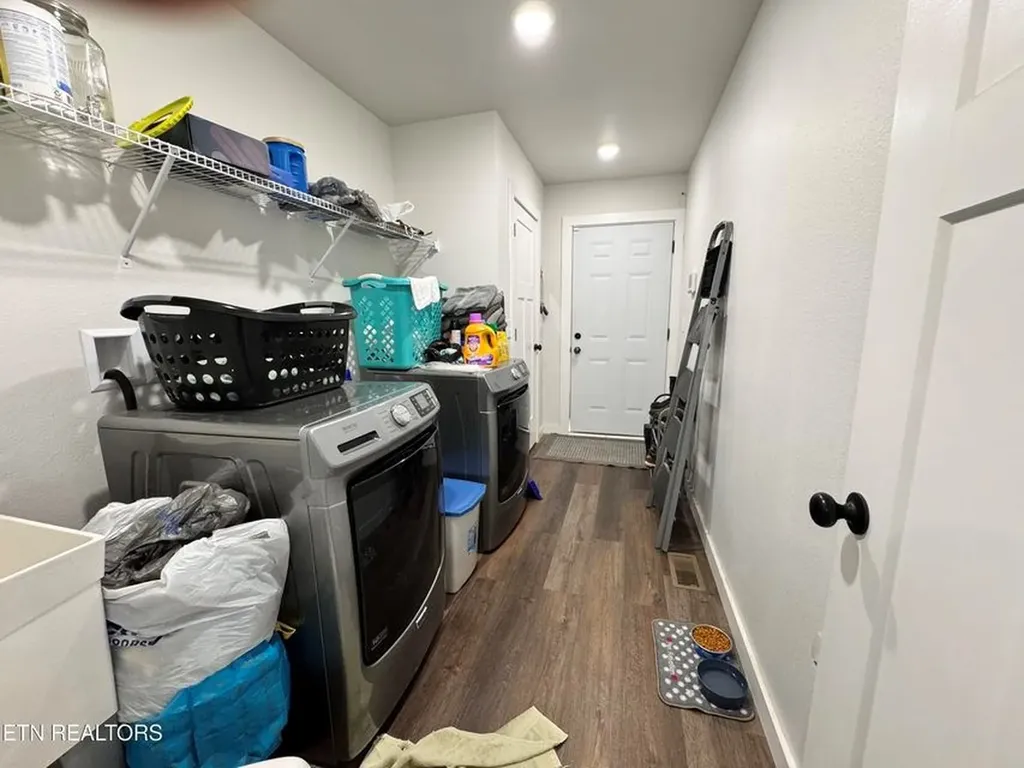 1353 Roy Owens Road Jamestown TN 38556-2411