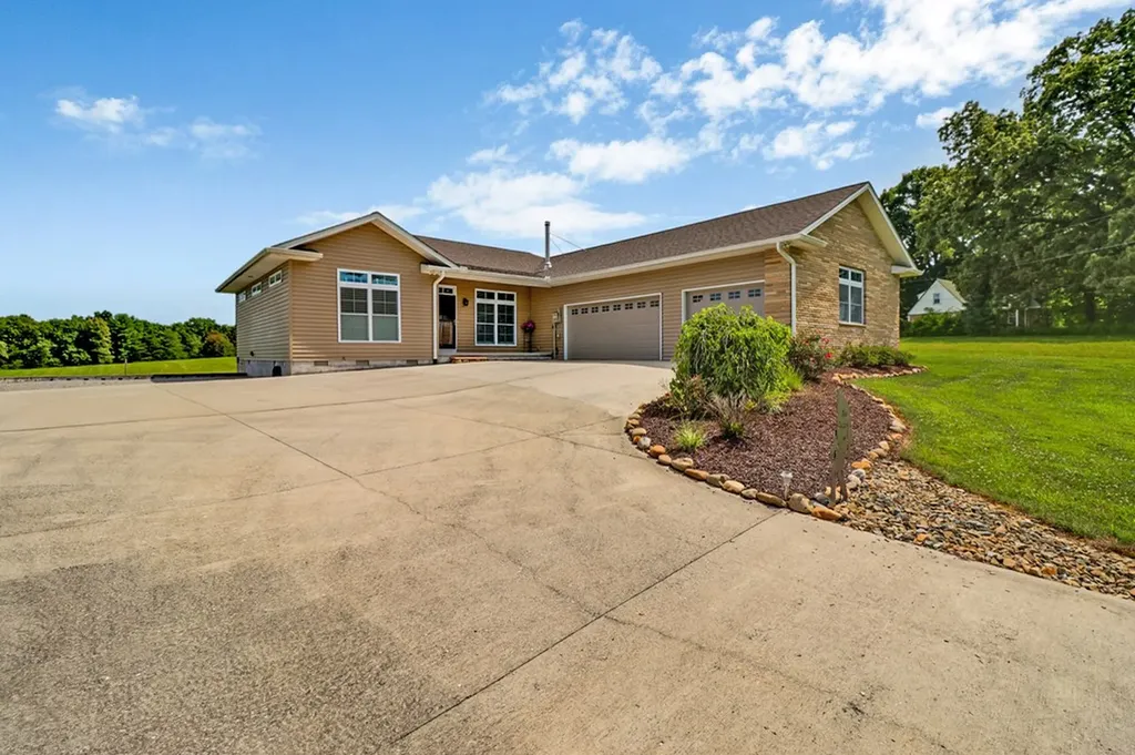 1432 Sawmill Road Crossville TN 38555