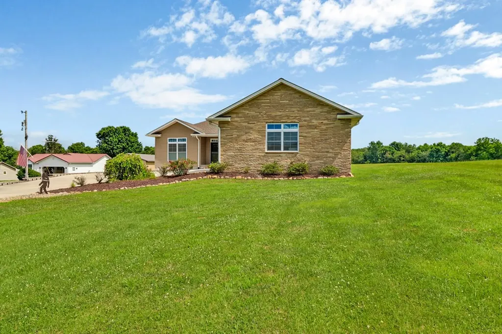 1432 Sawmill Road Crossville TN 38555