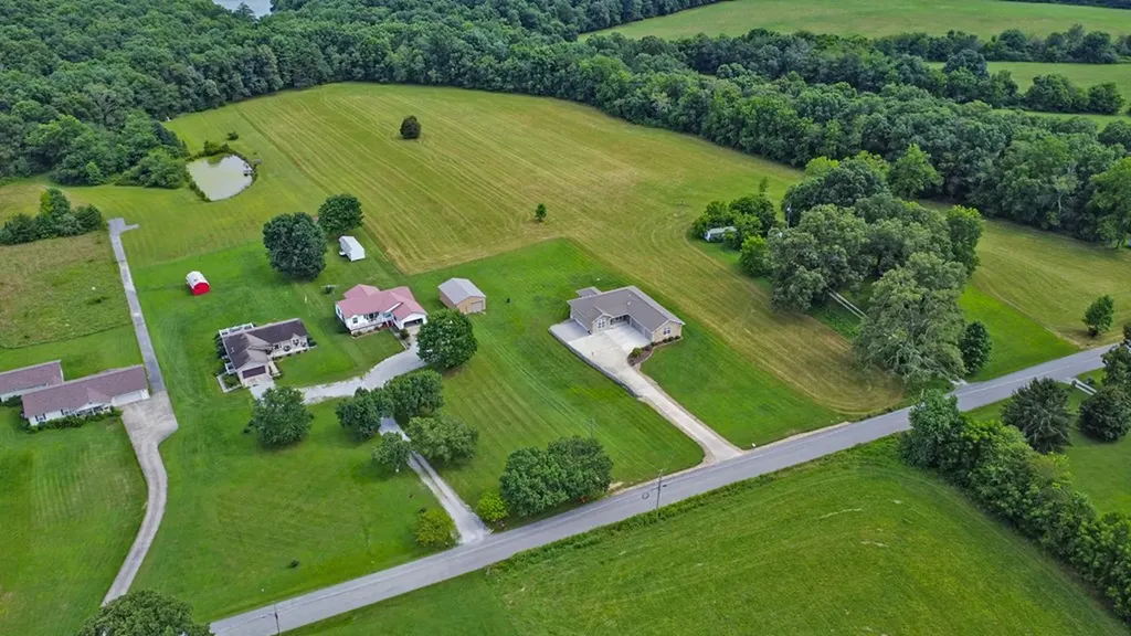 1432 Sawmill Road Crossville TN 38555