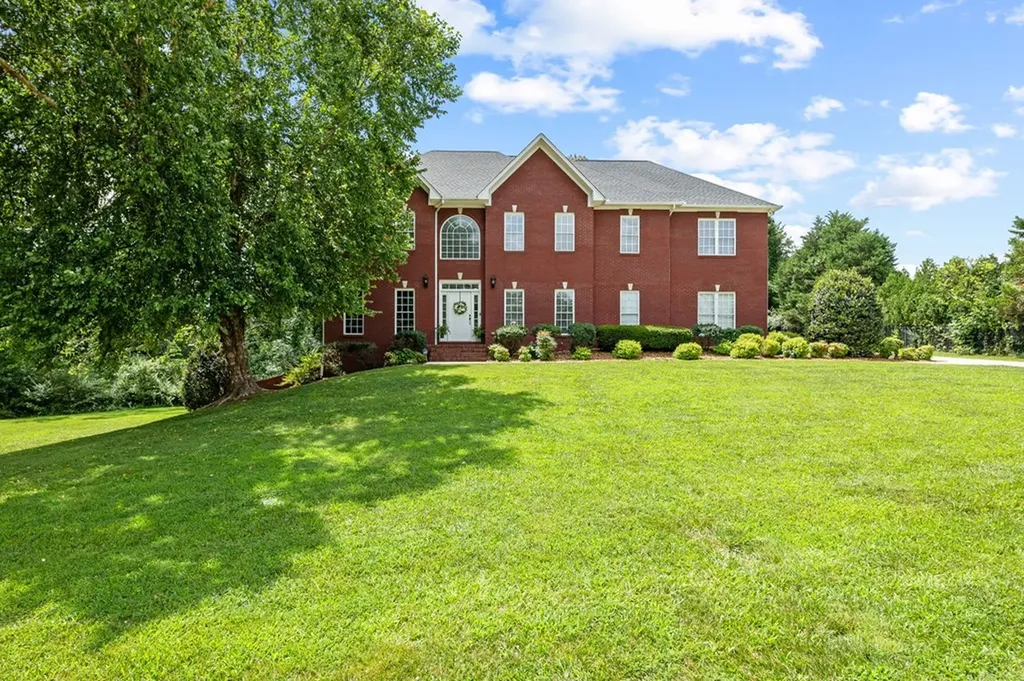 992 Stonebridge Circle Cookeville TN 38501