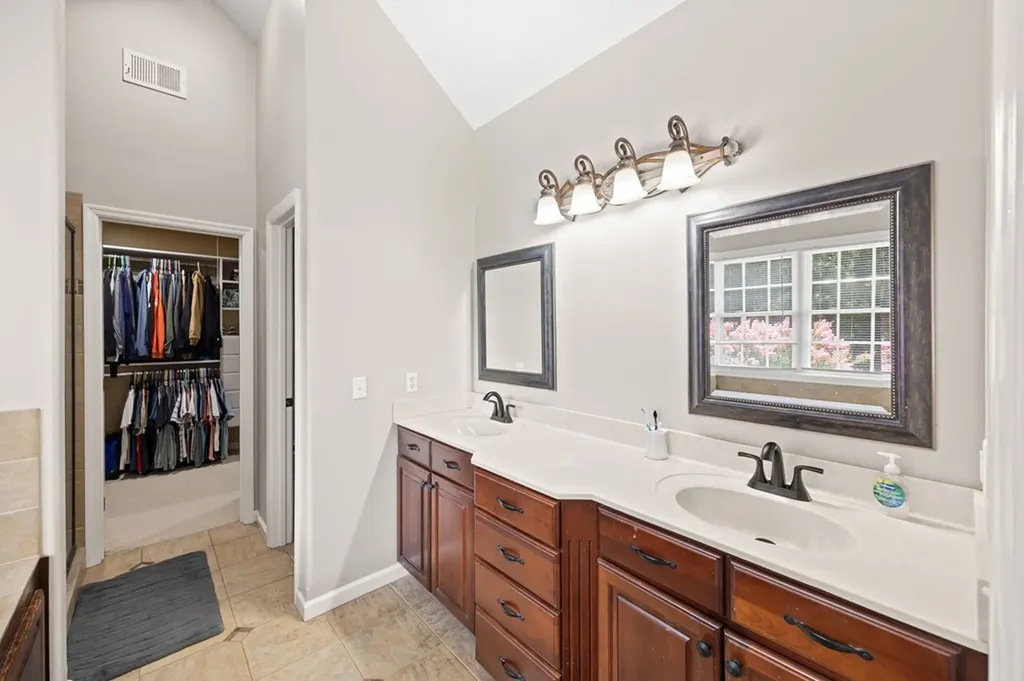 992 Stonebridge Circle Cookeville TN 38501