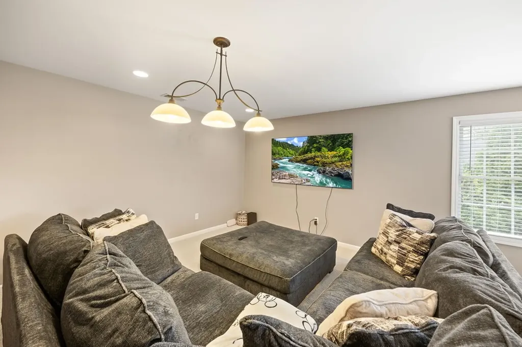 992 Stonebridge Circle Cookeville TN 38501