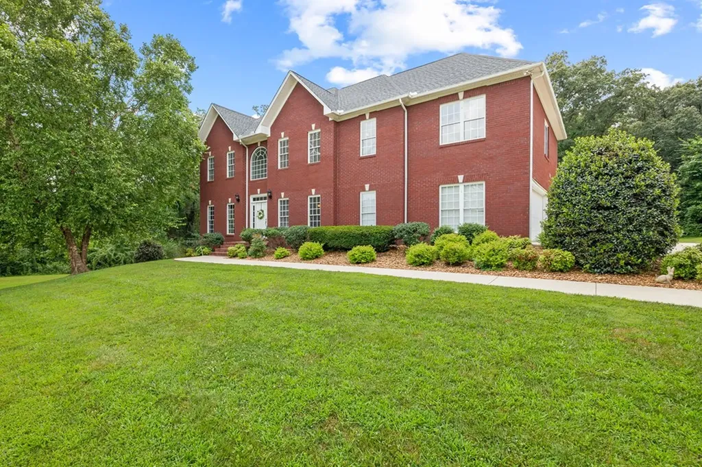 992 Stonebridge Circle Cookeville TN 38501