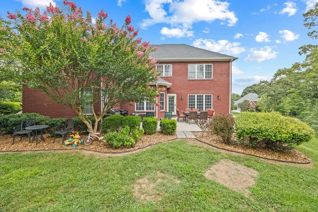 992 Stonebridge Circle Cookeville TN 38501