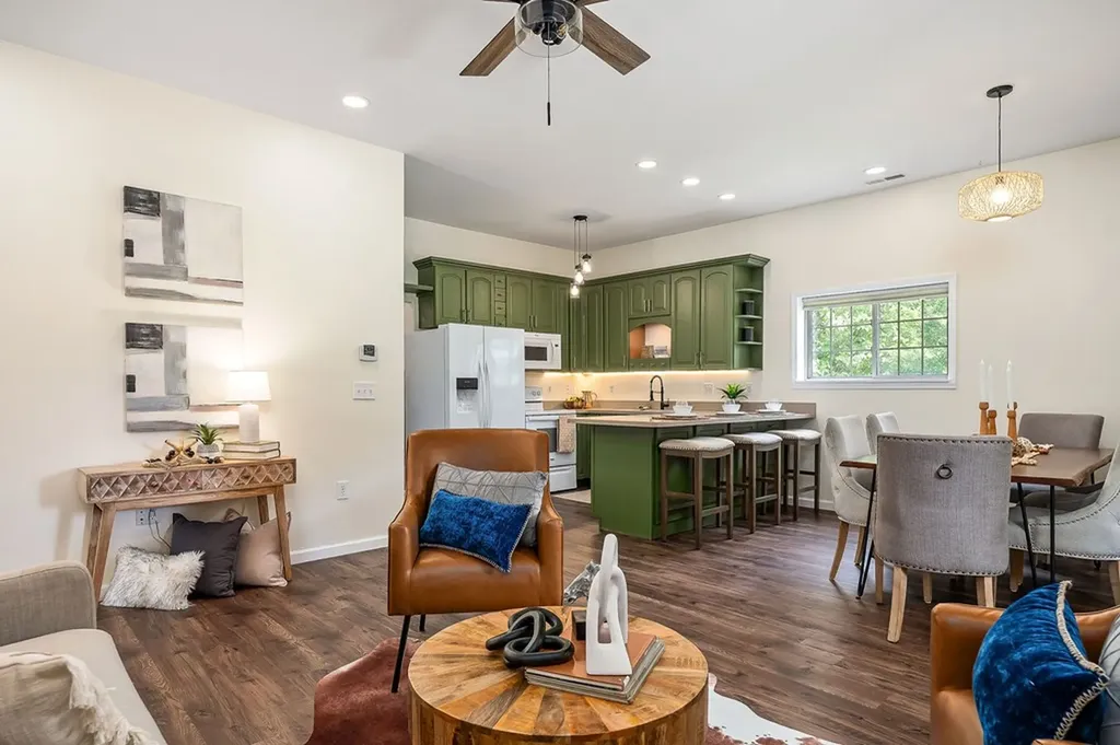 9656 Francis Ferry Rock Island TN 38581