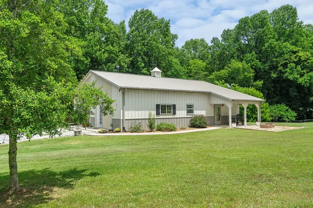 9656 Francis Ferry Rock Island TN 38581