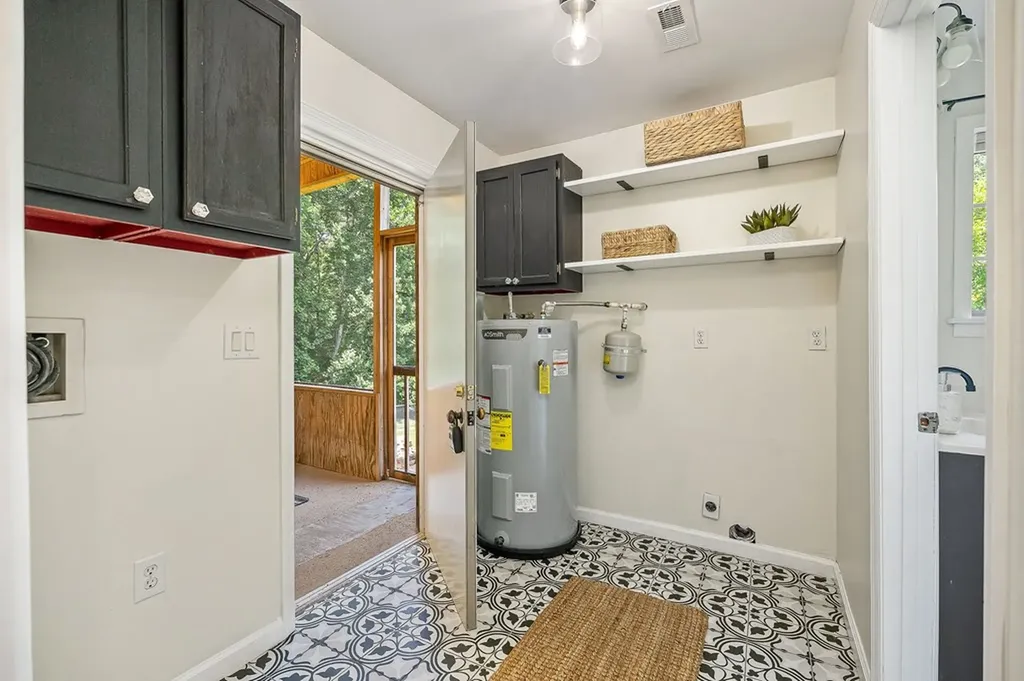 9656 Francis Ferry Rock Island TN 38581