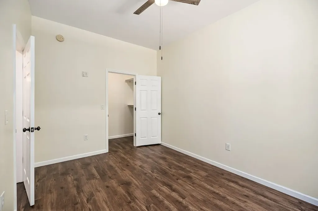 9656 Francis Ferry Rock Island TN 38581