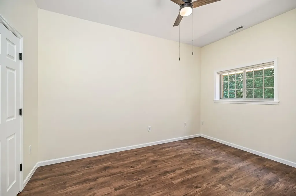 9656 Francis Ferry Rock Island TN 38581