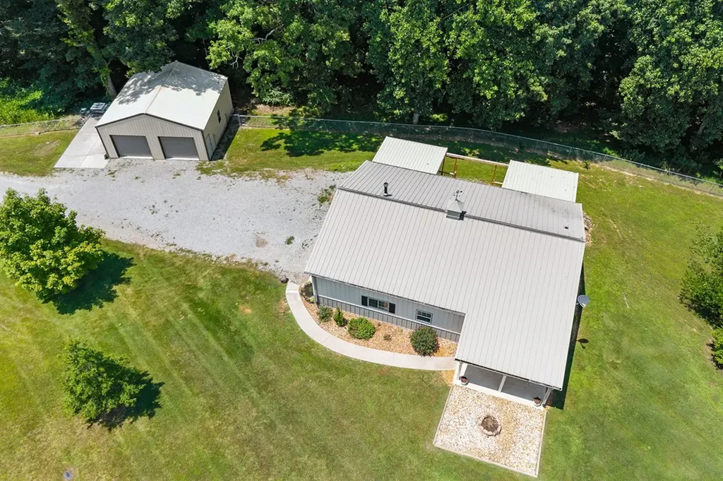 9656 Francis Ferry Rock Island TN 38581