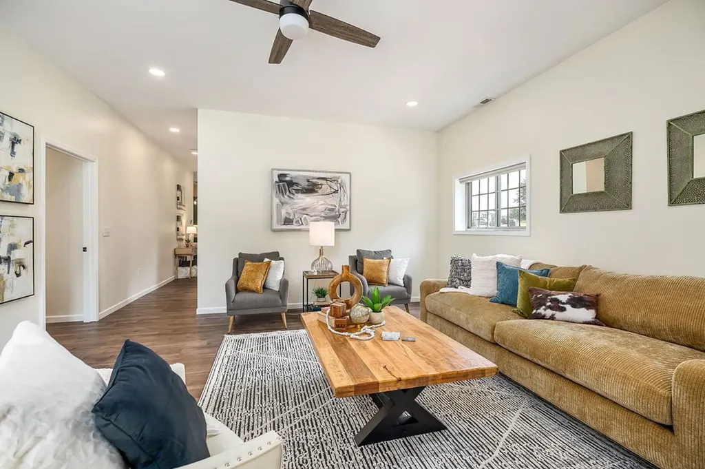 9656 Francis Ferry Rock Island TN 38581