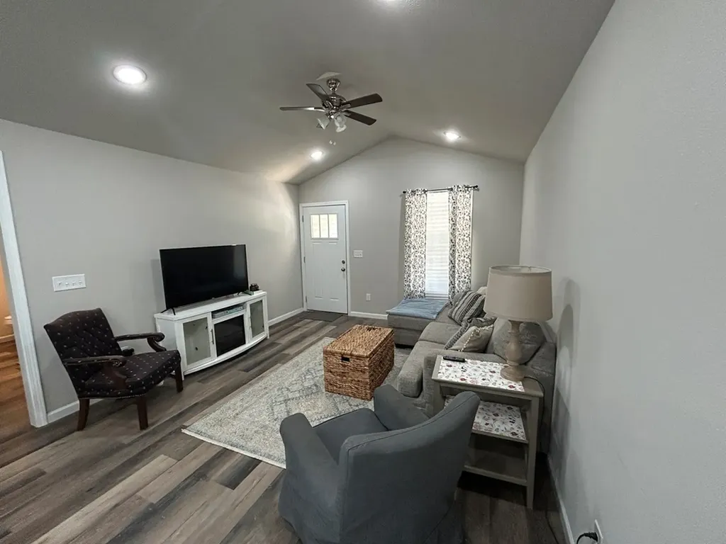 208 Bill Street Jamestown TN 38556