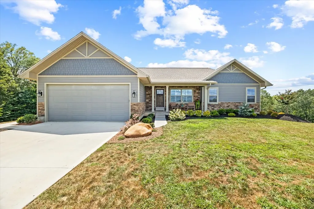 1721 Holly Bend Drive Byrdstown TN 38549