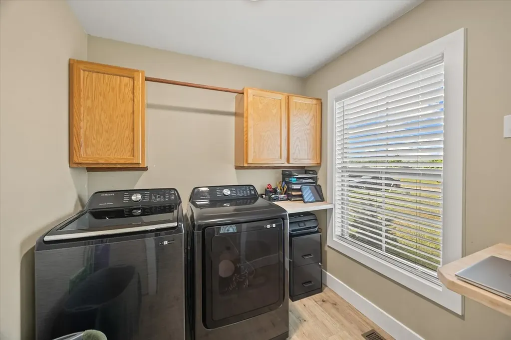 1721 Holly Bend Drive Byrdstown TN 38549