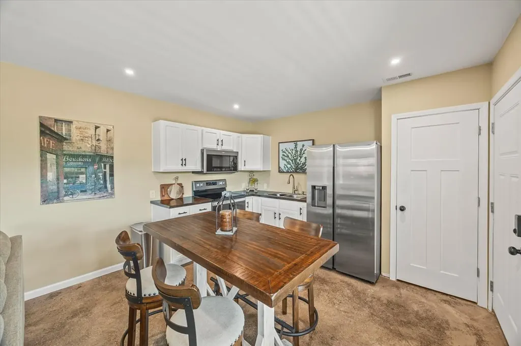 1721 Holly Bend Drive Byrdstown TN 38549